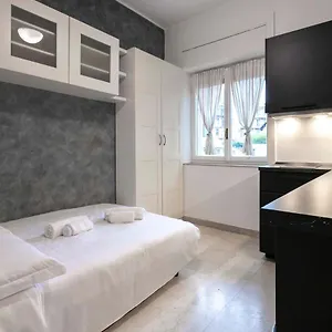 Luna Homes - In Corso Sempione Appartamento